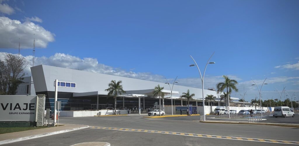 Terminal aérea Manuel Crescencio Rejón, antecesor del el nuevo aeropuerto de Mérida