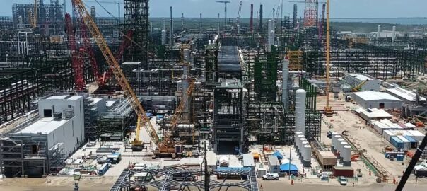 La industria de la construcción superando poco a poco la crisis que enfrenta - CUBREPACK