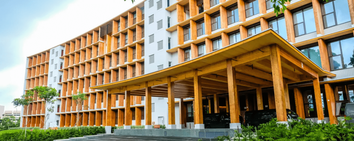 Toyo Ito ha creado el edificio de madera más grande de Asia - CUBREPACK