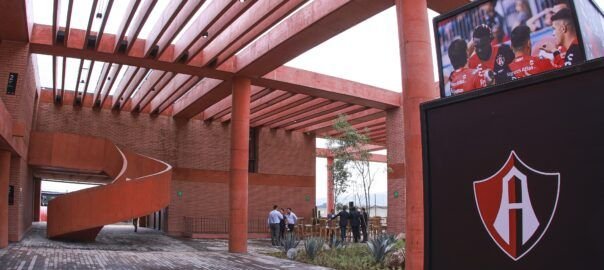 ¡Conoce la incursión de Sordo Madaleno en los deportes! - CUBREPACK