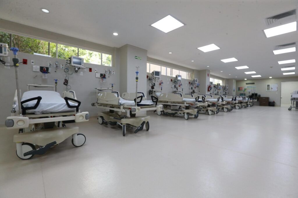 ¿Como debería de ser la arquitectura hospitalaria? - CUBREPACK