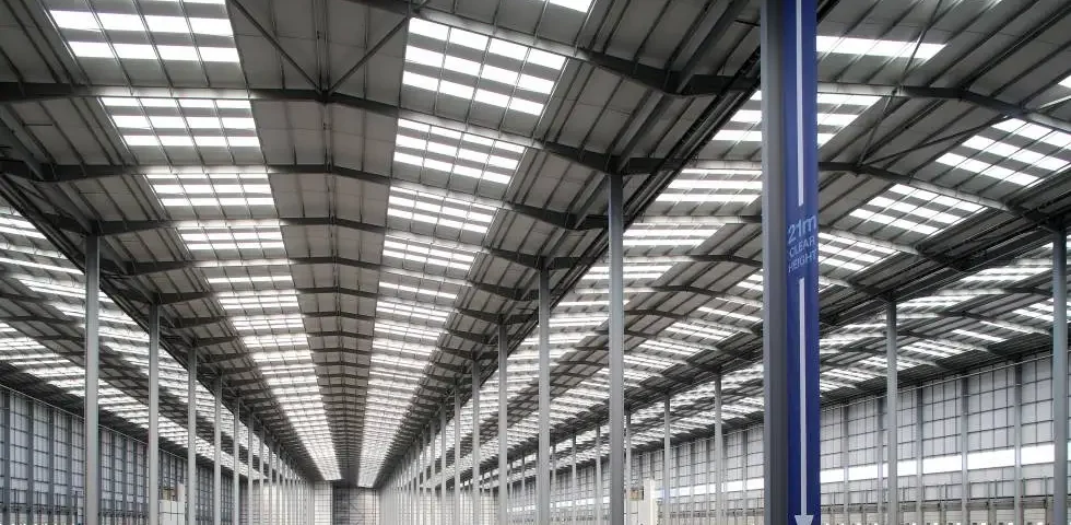 ¡Conoce el panorama de las naves industriales de última milla! - CUBREPACK